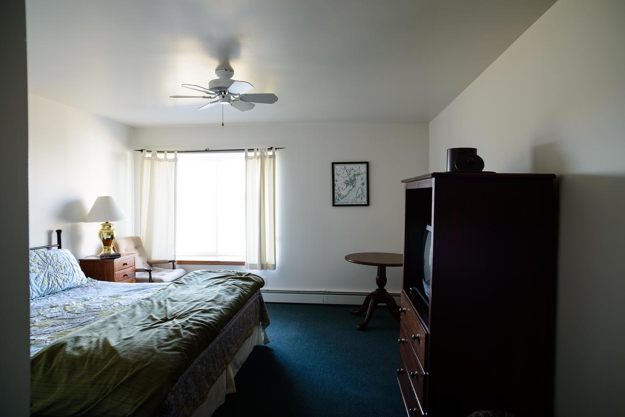 Cohill's Inn *